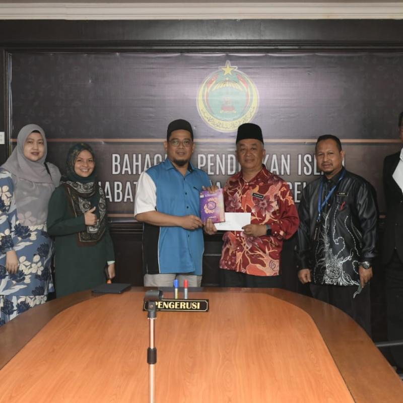 4bpi_x_thumb Penyerahan Quran Wakaf kepada warga kerja BPI JAIS - Jiwa Qurani Official